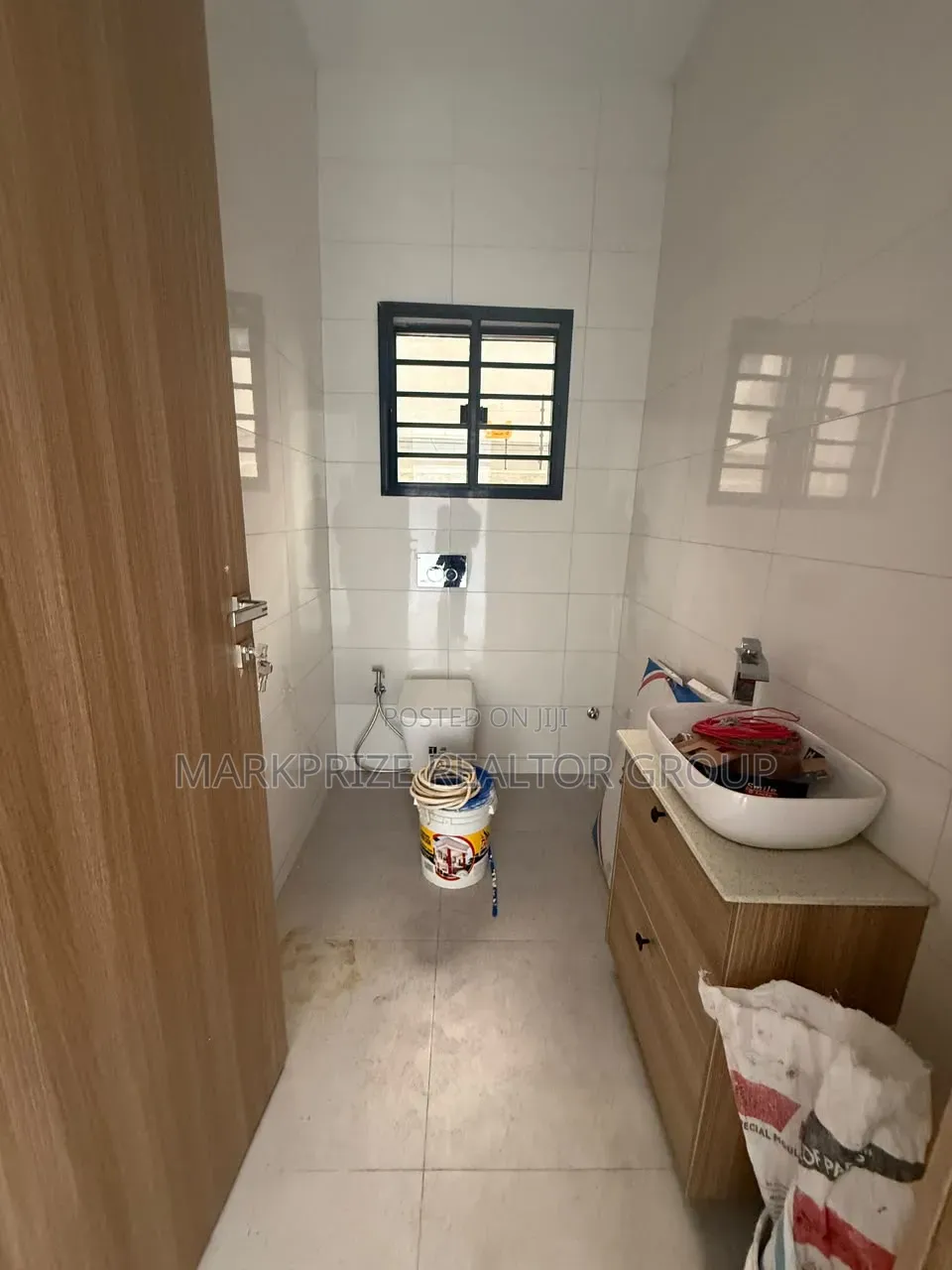 5bdrm Duplex in Omole Phase 1 Lagos for sale in Omole Phase 1