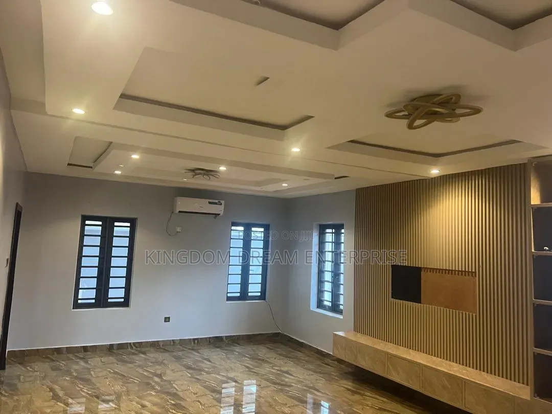 4bdrm Duplex in Toyin Ikeja Lagos for rent in Toyin Street