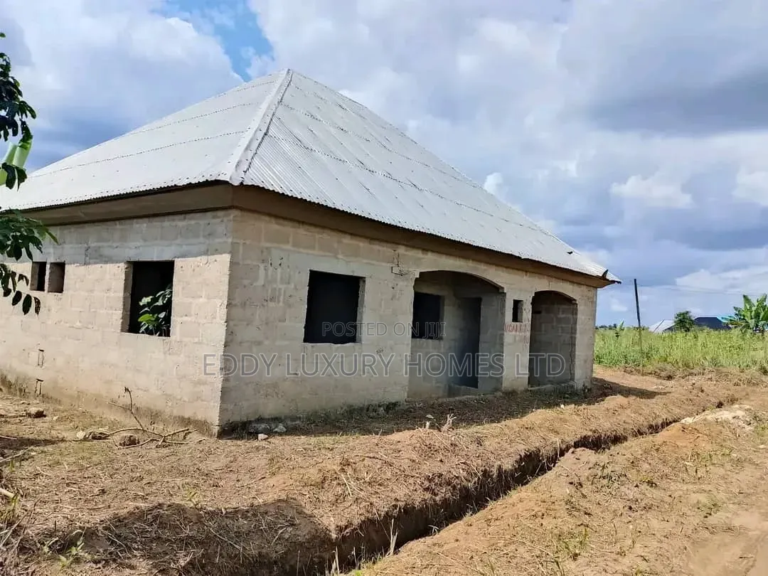 Multi Units Blocks of Flats for Sale in Uyo in Uyo
