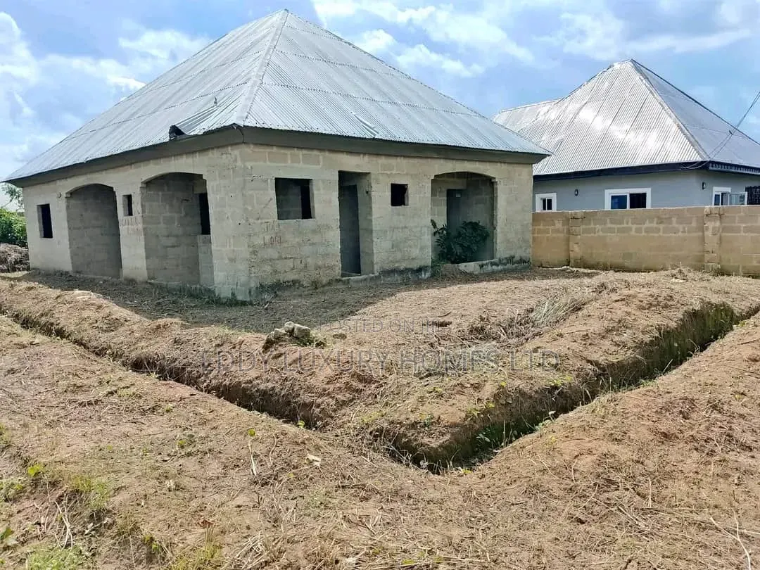 Multi Units Blocks of Flats for Sale in Uyo in Uyo