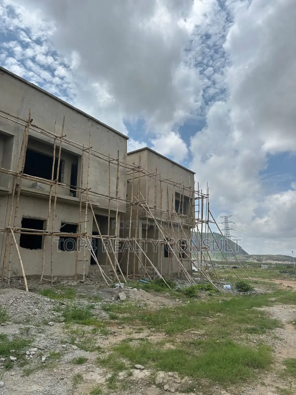 3bdrm Duplex in Crescent Garden, Kuje for sale in Kuje