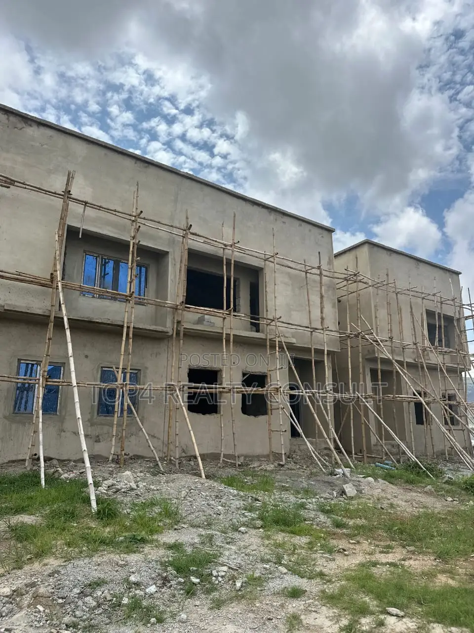 3bdrm Duplex in Crescent Garden, Kuje for sale in Kuje