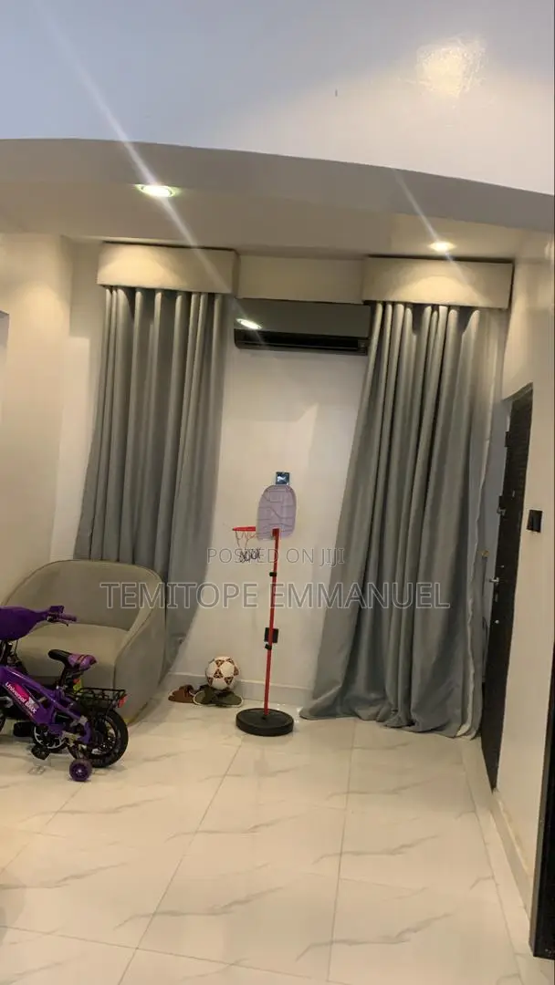 Furnished 4bdrm Duplex in Alakuko for sale in Alakuko