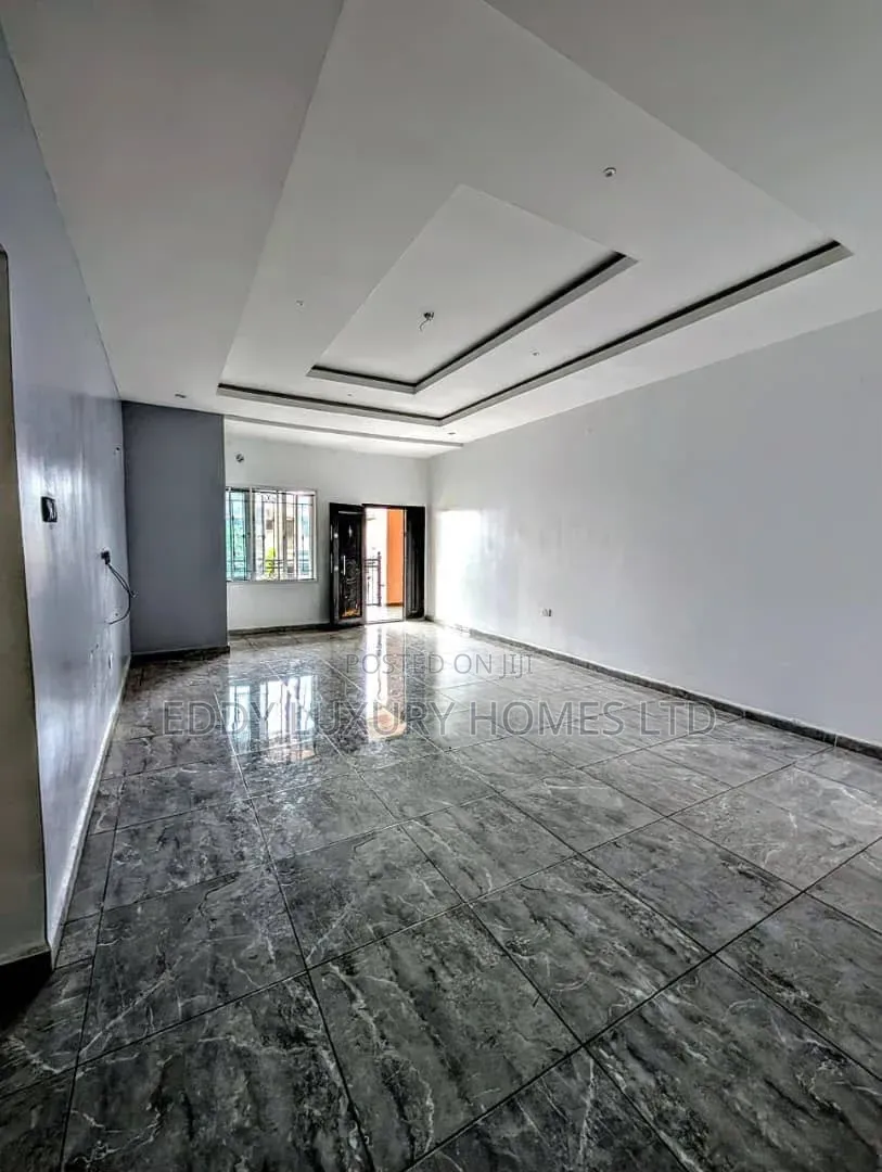 3bdrm Bungalow in Shelter Afrique for rent in Uyo