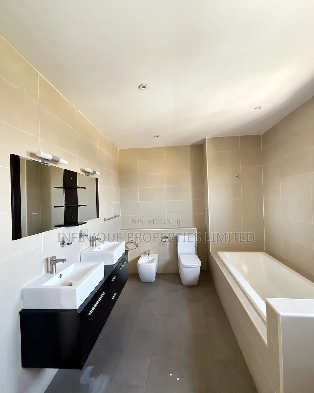 4bdrm Penthouse in Victoria Island for rent in Victoria Island