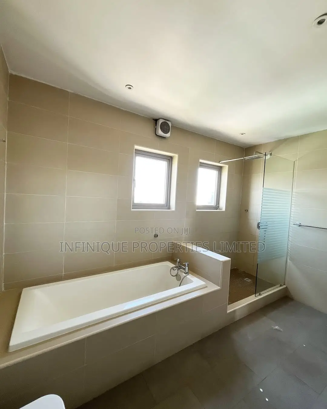 4bdrm Penthouse in Victoria Island for rent in Victoria Island
