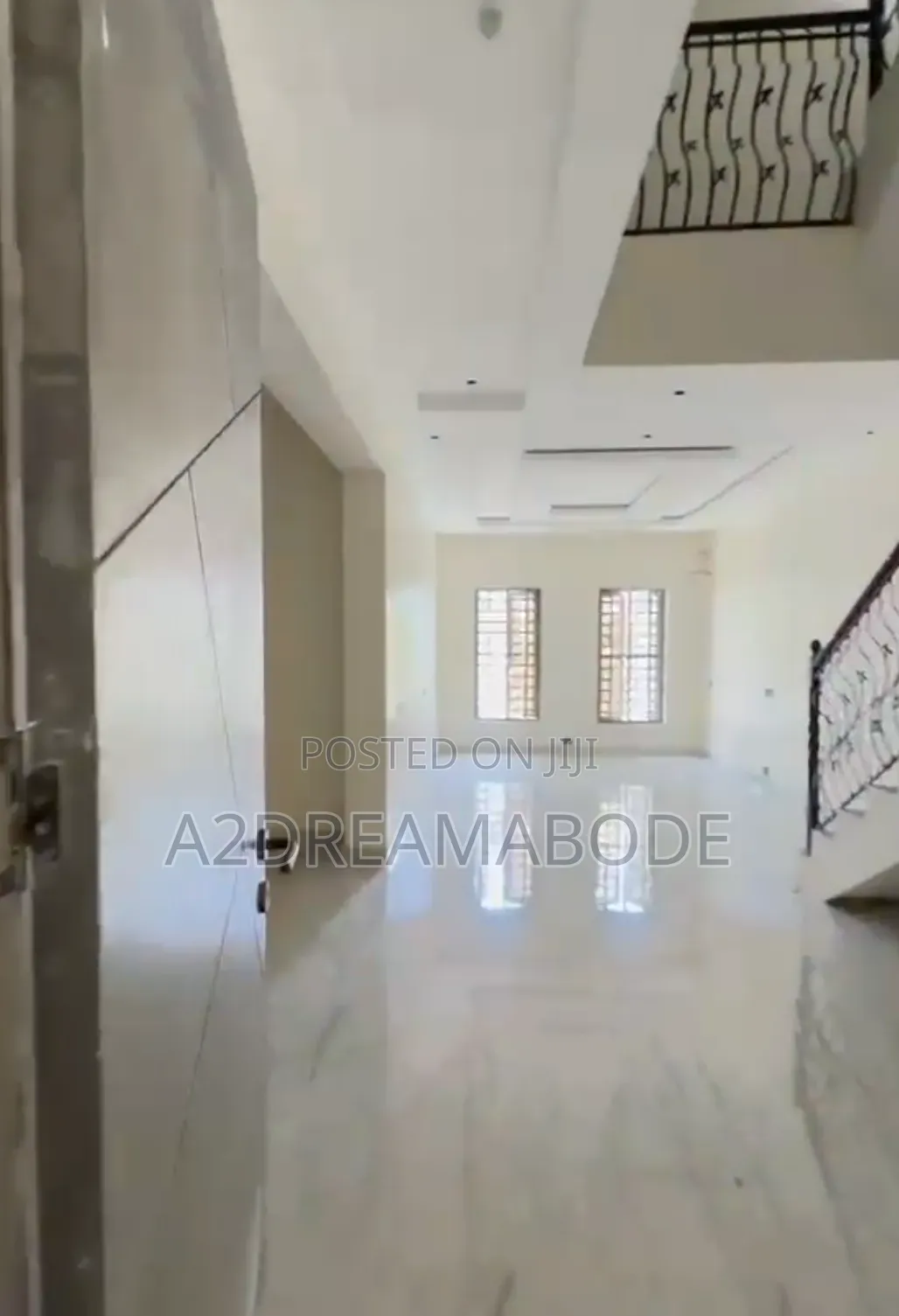 4bdrm Duplex in Ikeja Gra for sale in Ikeja GRA