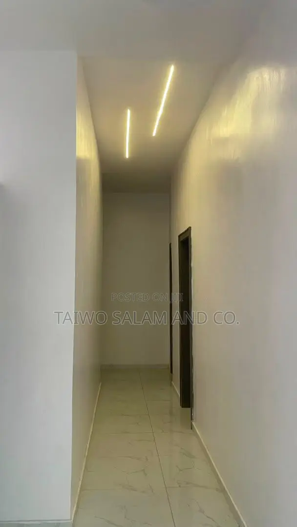 4bdrm Duplex in Akobo for sale in Akobo