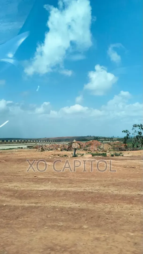 250sqm Classic Lugbe Phase 2 in Kiami