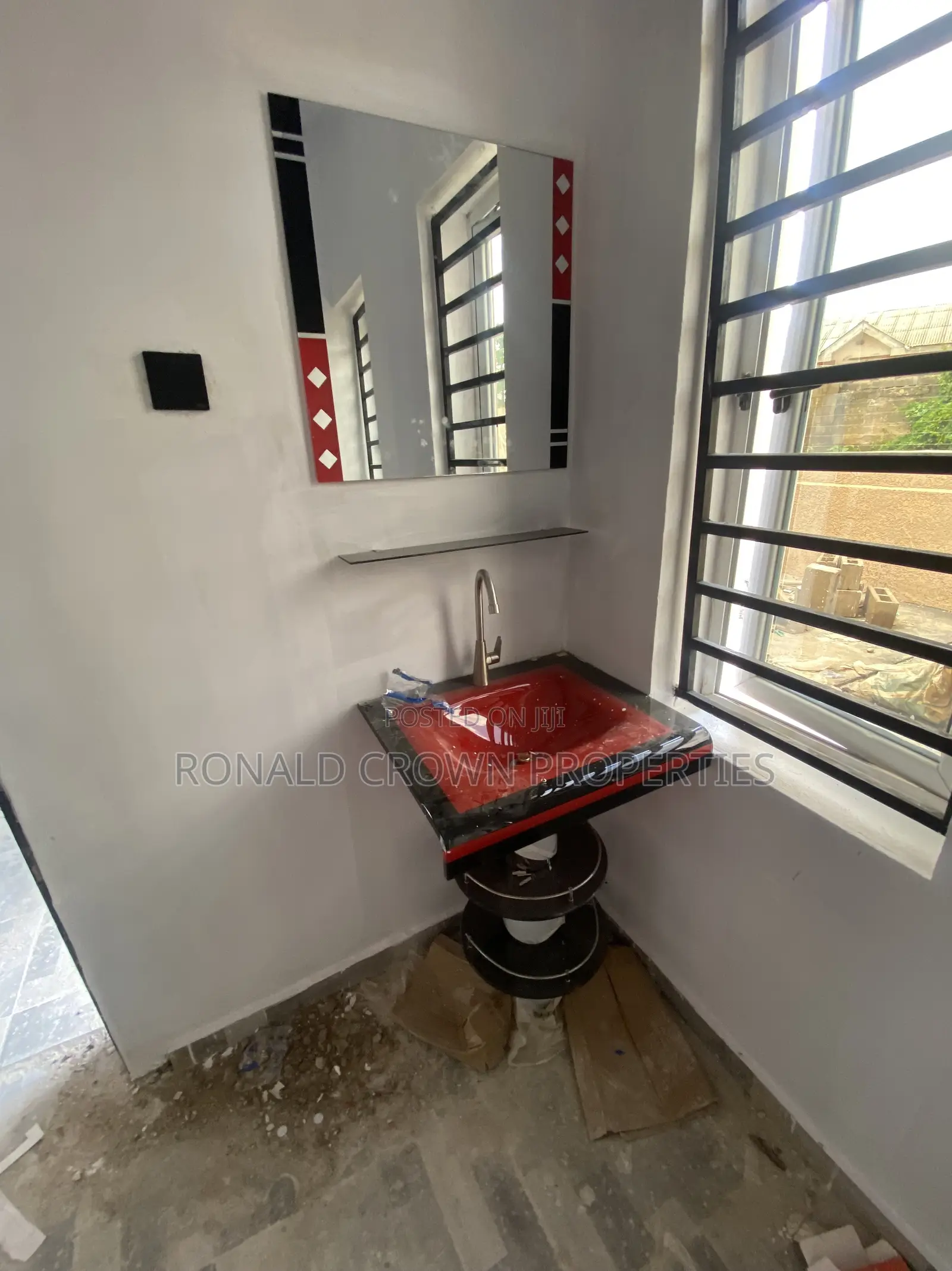 3bdrm Bungalow in Iwo Road for sale in Iwo Road