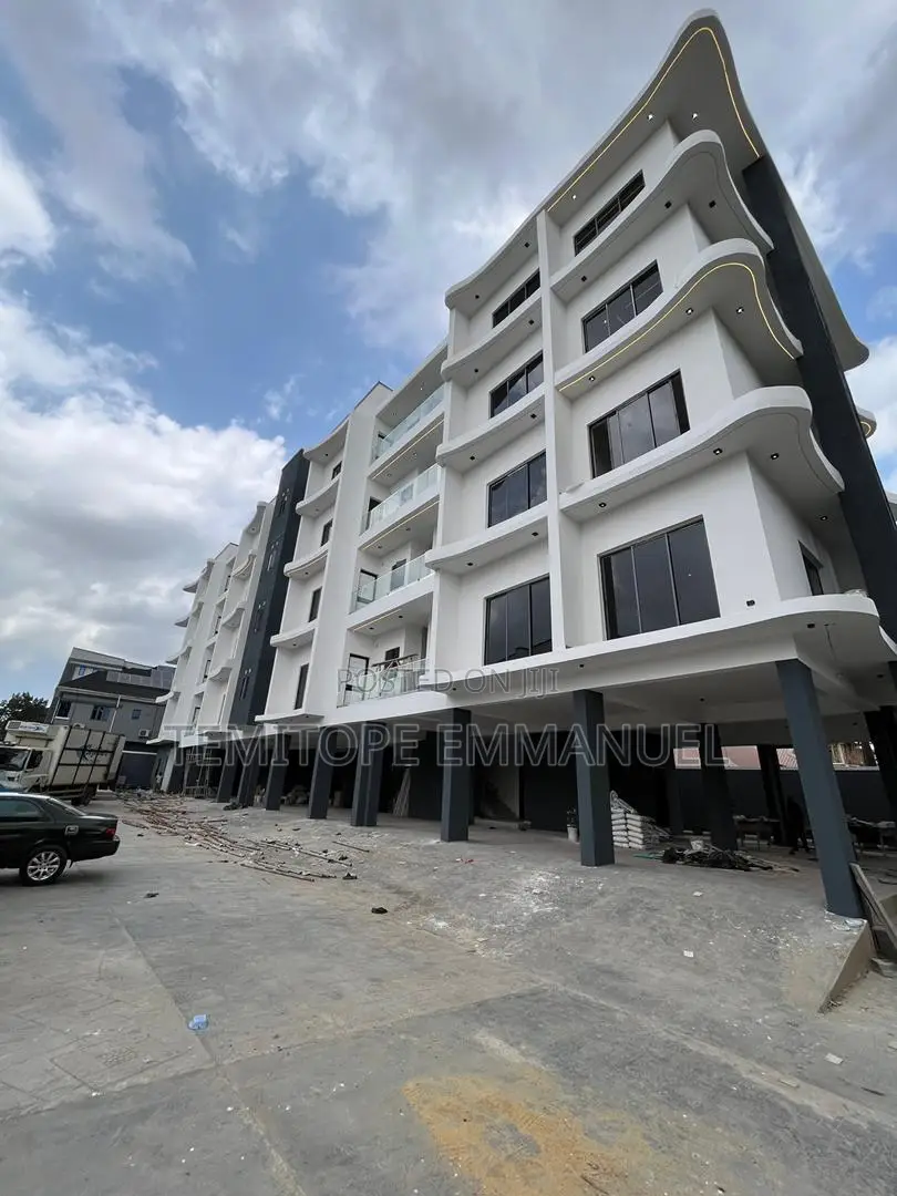 Furnished 3bdrm Apartment in Ikeja GRA for sale in Ikeja GRA
