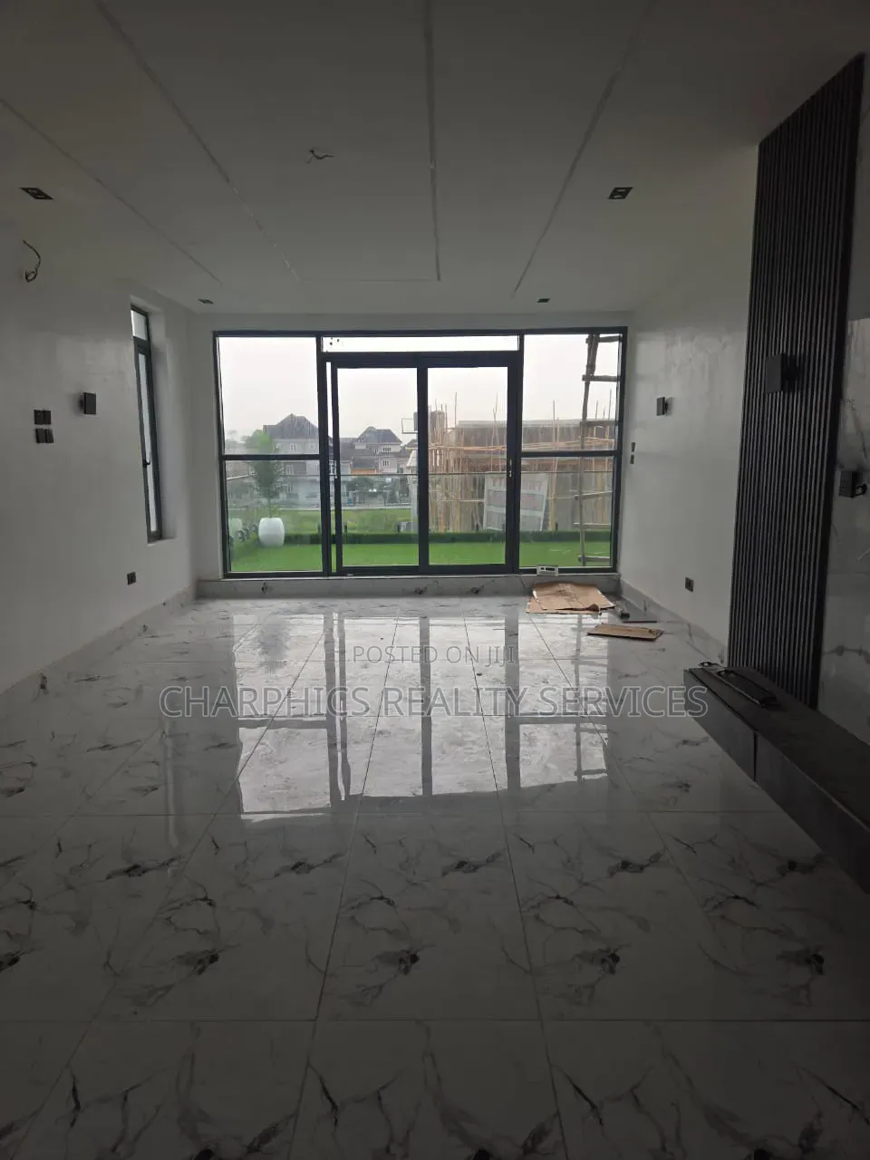 5bdrm Duplex in Sangotedo for sale in Sangotedo
