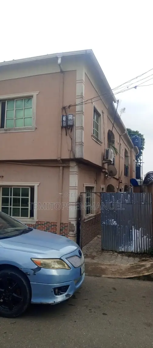 Furnished 12bdrm House in Dopemu for sale in Dopemu