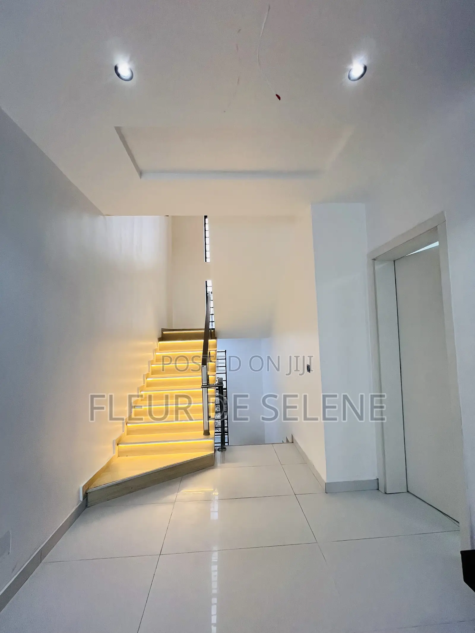 5bdrm Duplex in Megamound Estate, Ikota for sale in Ikota