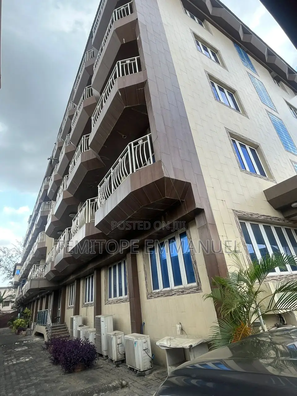 Well Structured 3star Hotel in Onipanu