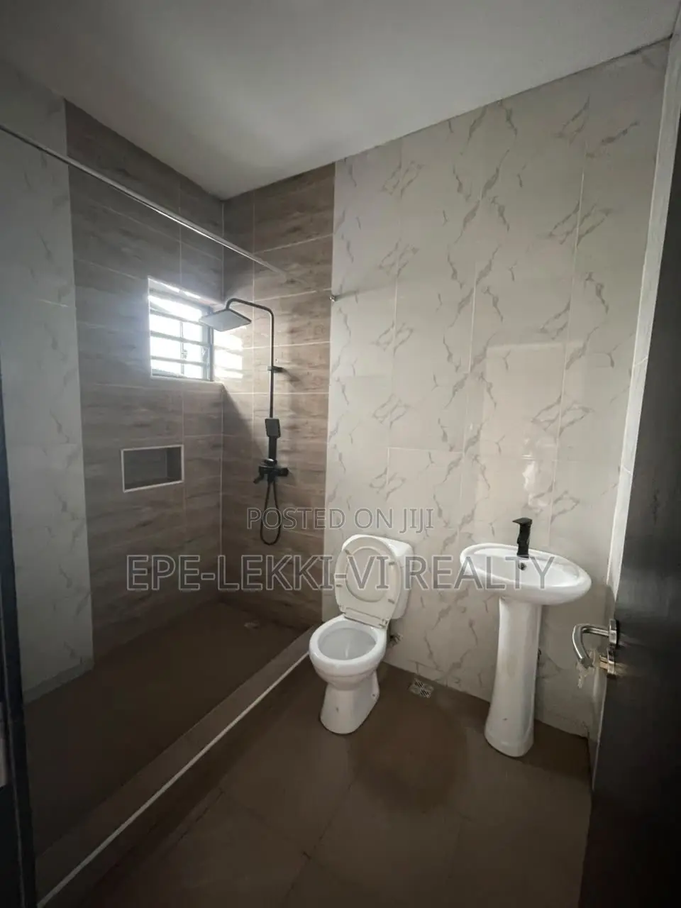 4bdrm Duplex in Lekki for rent in Lekki