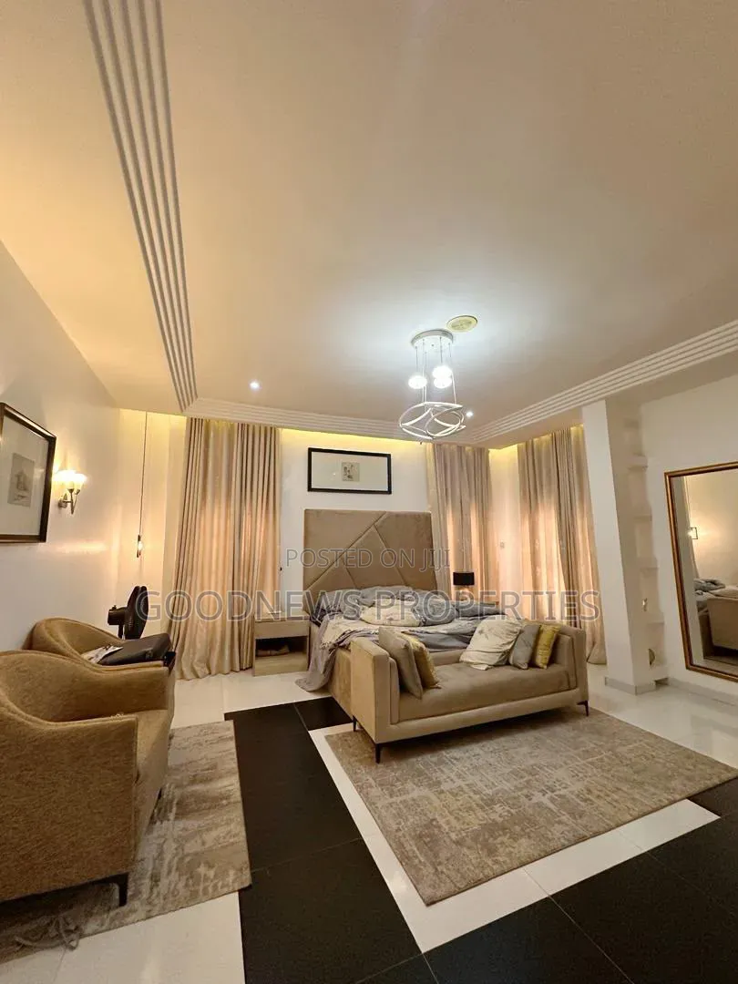 4bdrm Duplex in Ikota for rent in Ikota