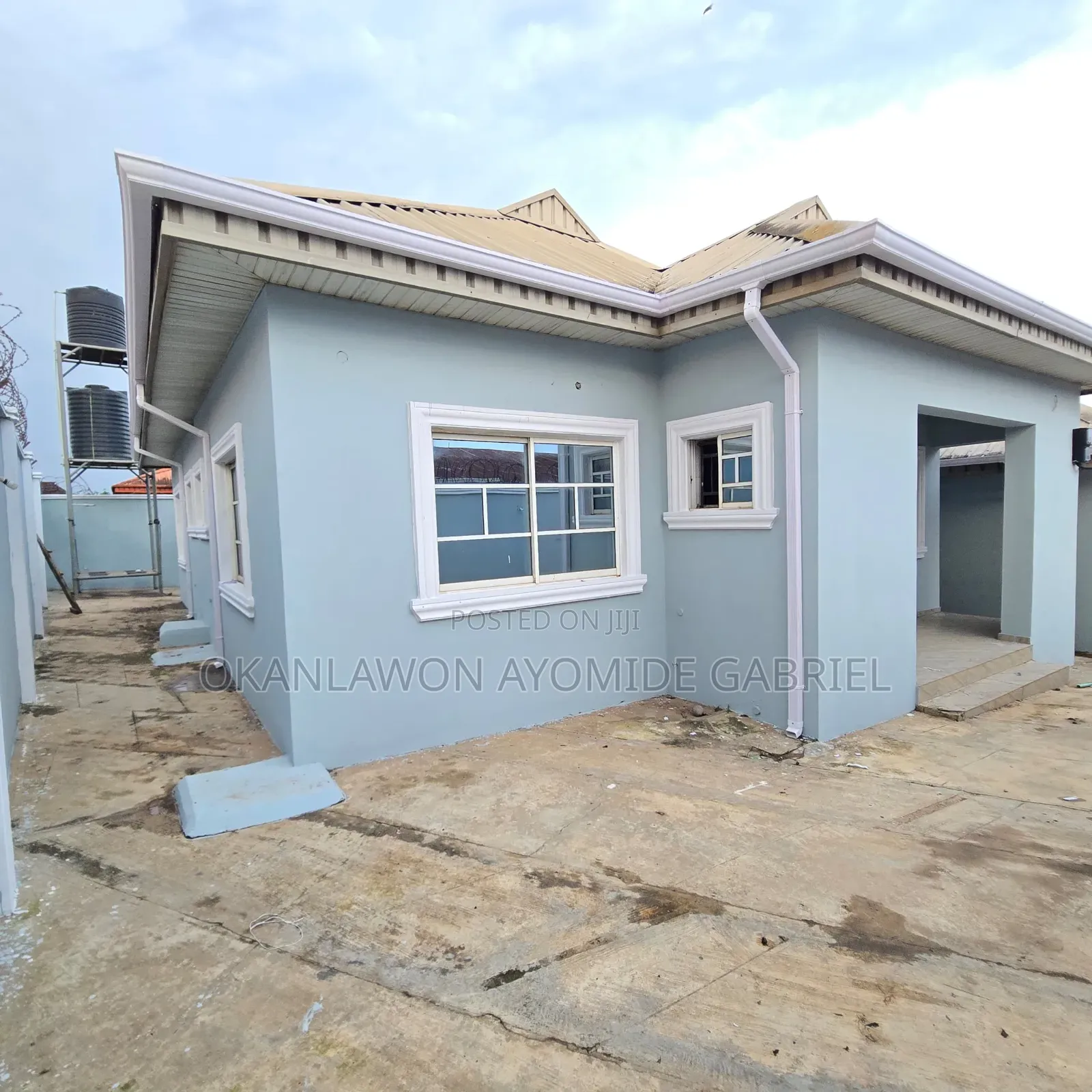 2bdrm Bungalow in Apata for rent in Apata