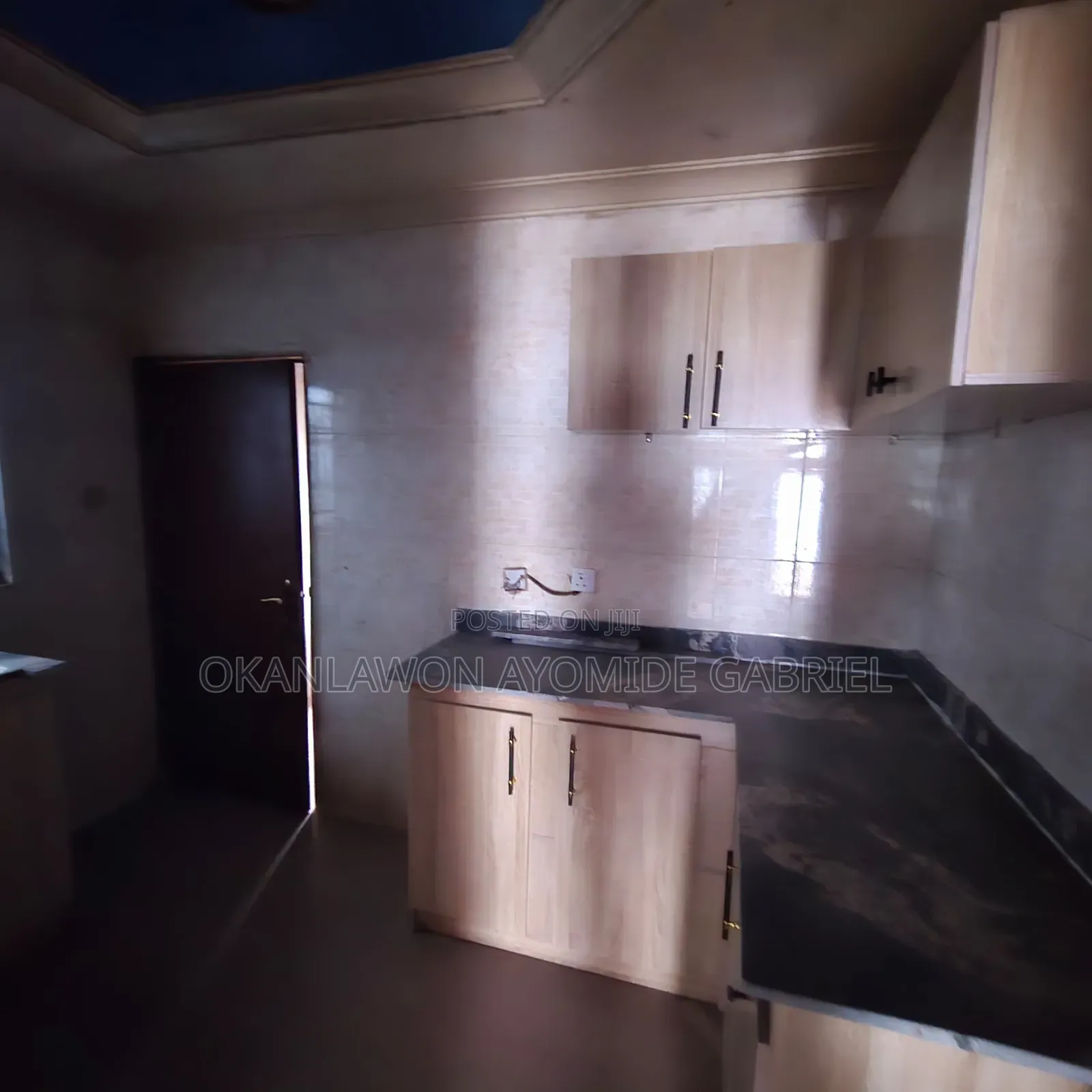 2bdrm Bungalow in Apata for rent in Apata