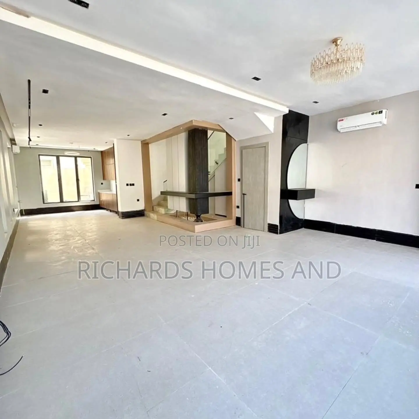 5bdrm Duplex in Old Ikoyi for sale in Old Ikoyi