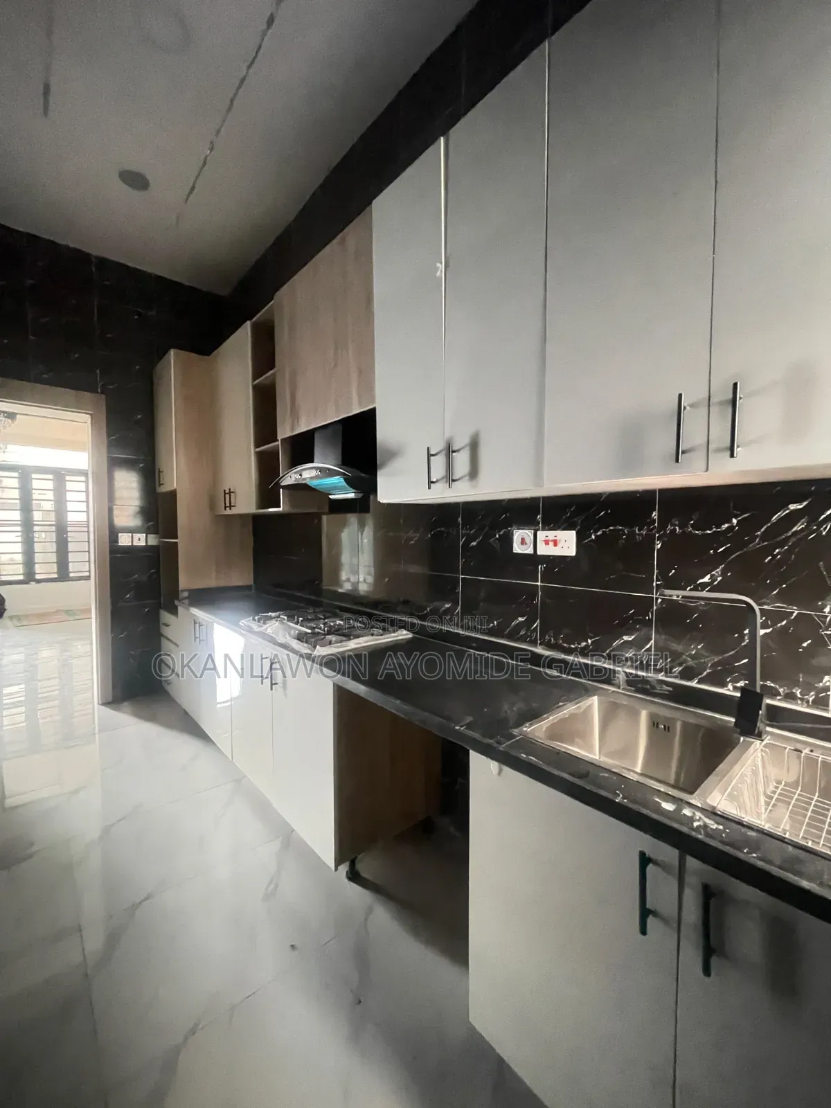 3bdrm Duplex in Abraham Adesanya Estate for sale in Abraham Adesanya Estate
