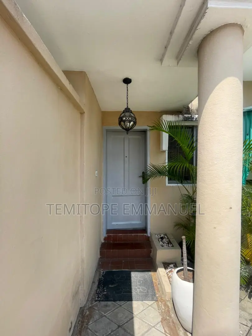 Furnished 4bdrm Duplex in Lekki Phase 1 for sale in Lekki Phase 1