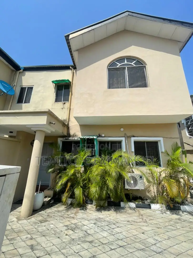 Furnished 4bdrm Duplex in Lekki Phase 1 for sale in Lekki Phase 1