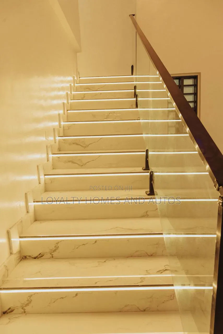 5bdrm Duplex in GRA Phase 2 Shangisha for sale in GRA Phase 2 Shangisha