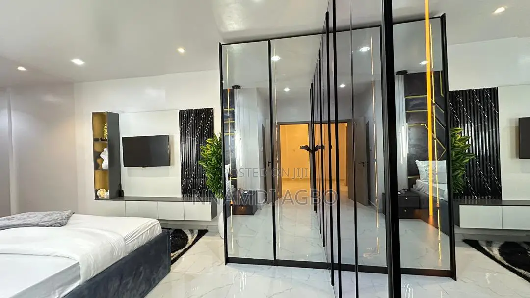 Furnished 2bdrm Maisonette in Lekki Phase 1 for rent in Lekki Phase 1