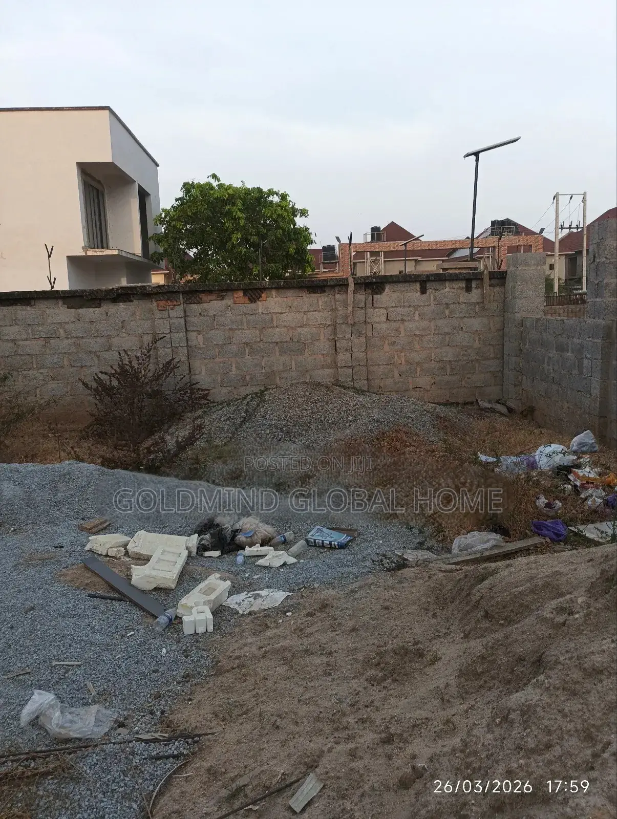 3bdrm Bungalow in Lugbe District. for sale in Sabon Lugbe
