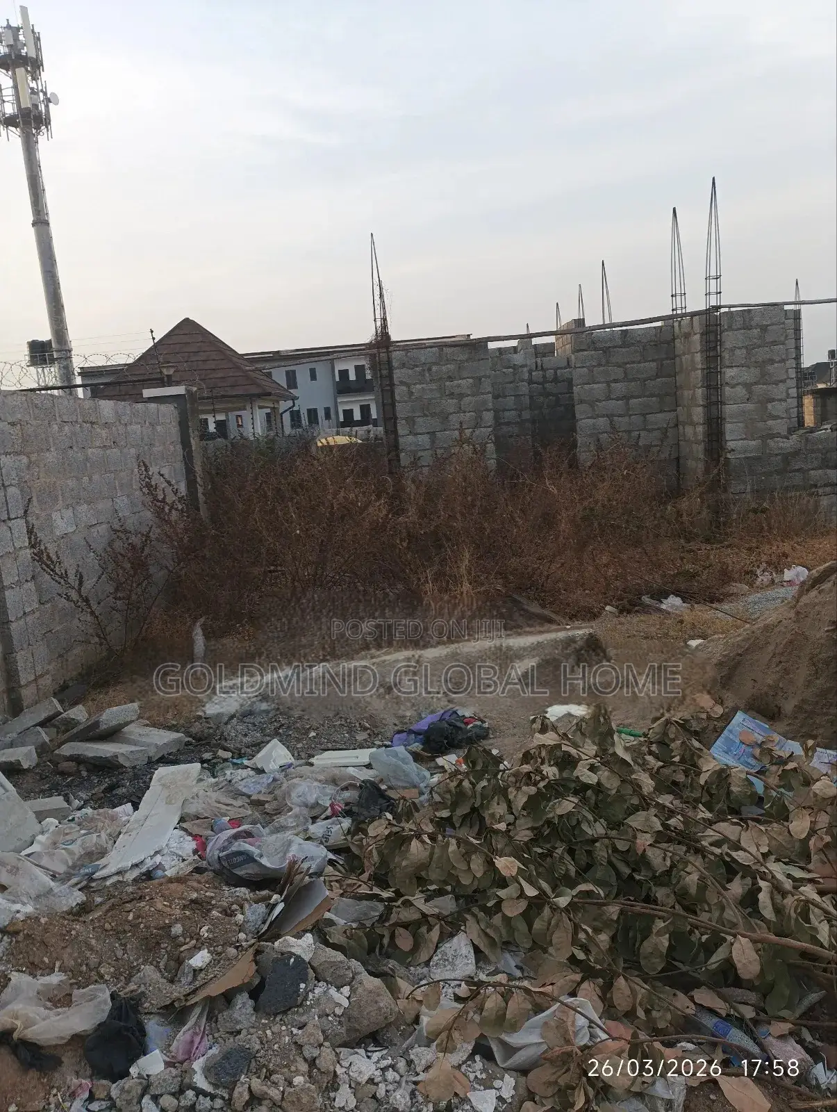 3bdrm Bungalow in Lugbe District. for sale in Sabon Lugbe