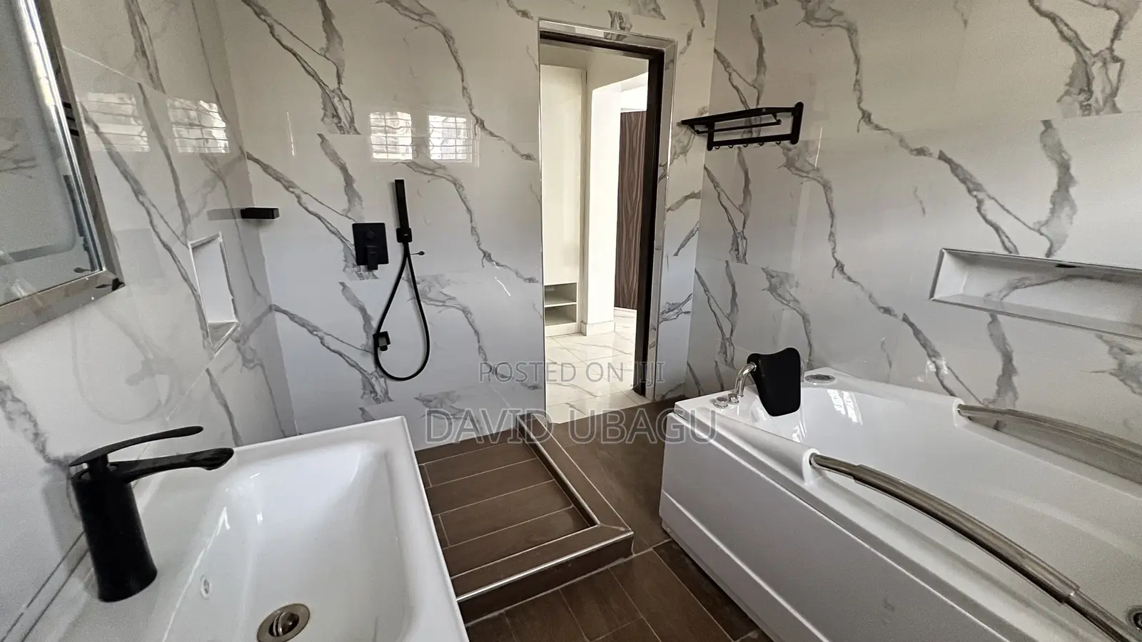 4bdrm Duplex in Paradise, Life Camp for sale in Life Camp