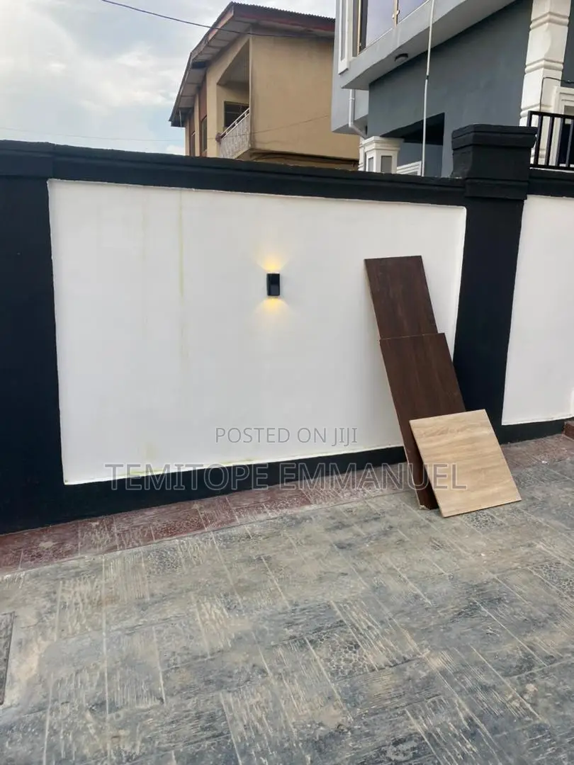 Furnished 4bdrm Duplex in Ifako-Ijaiye for sale in Ifako-Ijaiye
