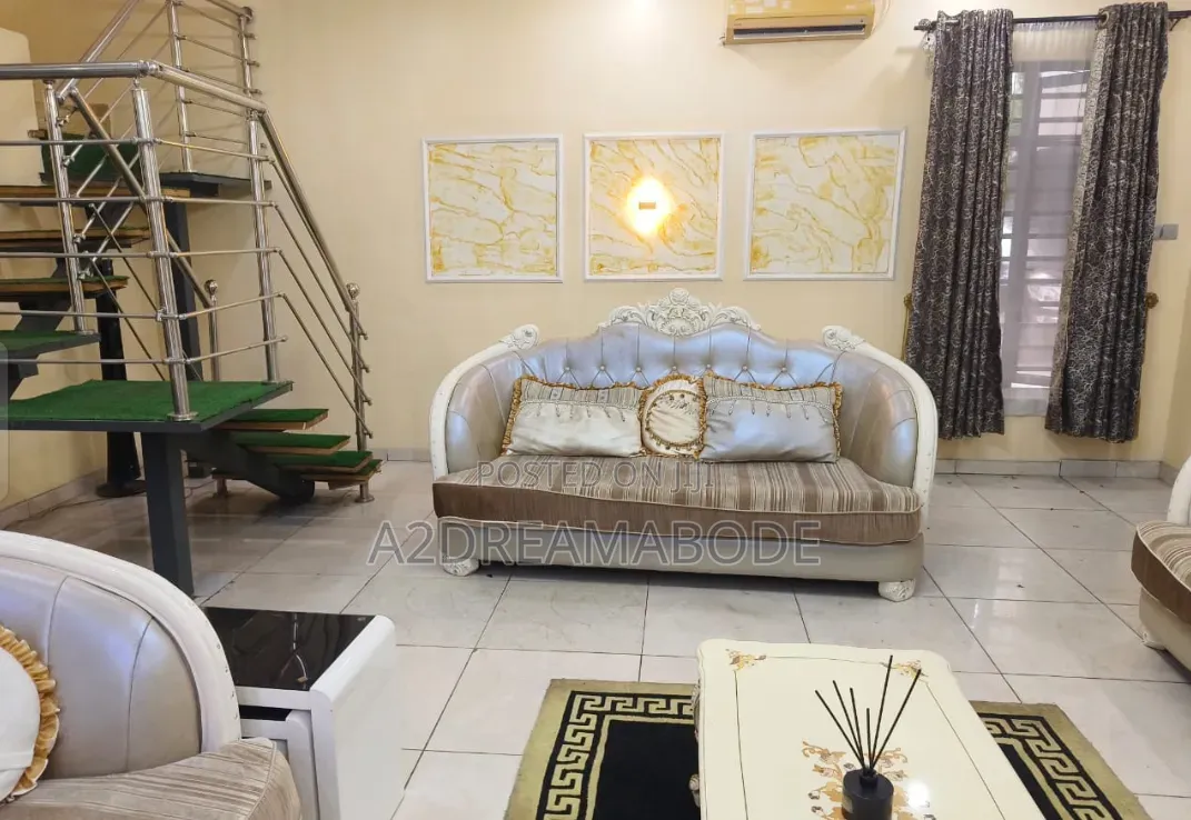 4bdrm Duplex in Maryland, Mende for rent in Mende
