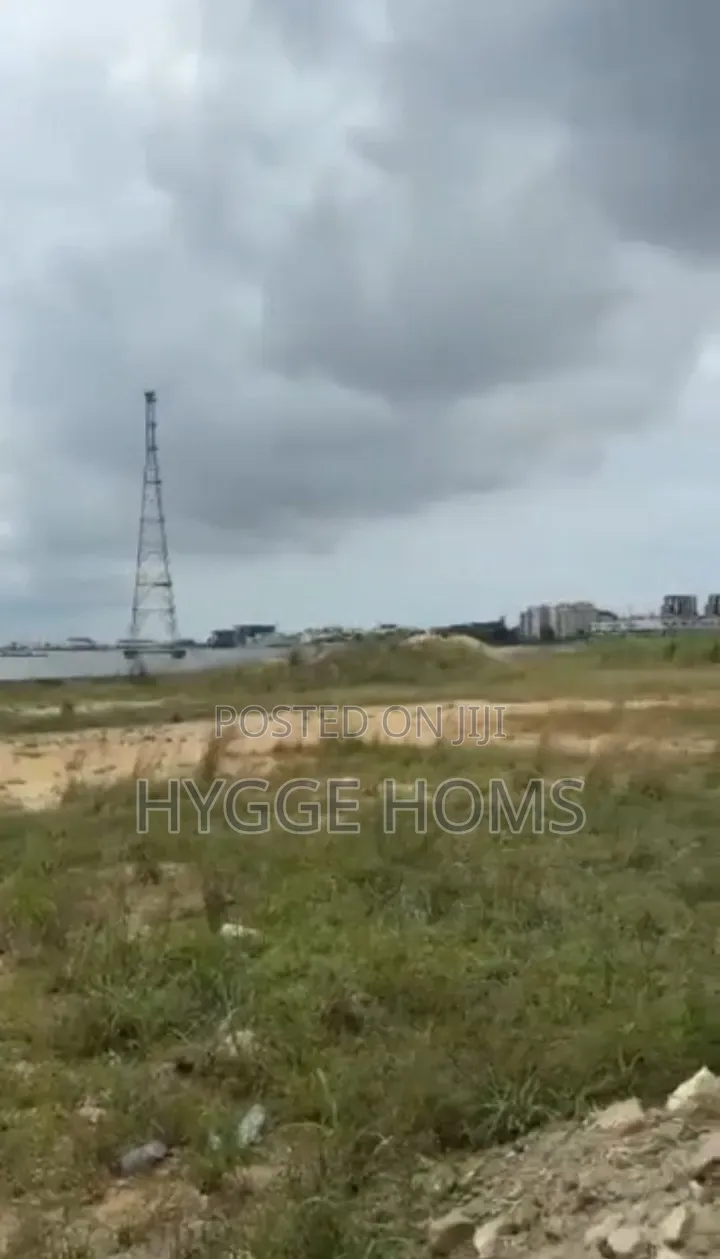 Banana Island Estate 2,245sqm Waterfront Land, Embankment, Cofo in Ikoyi