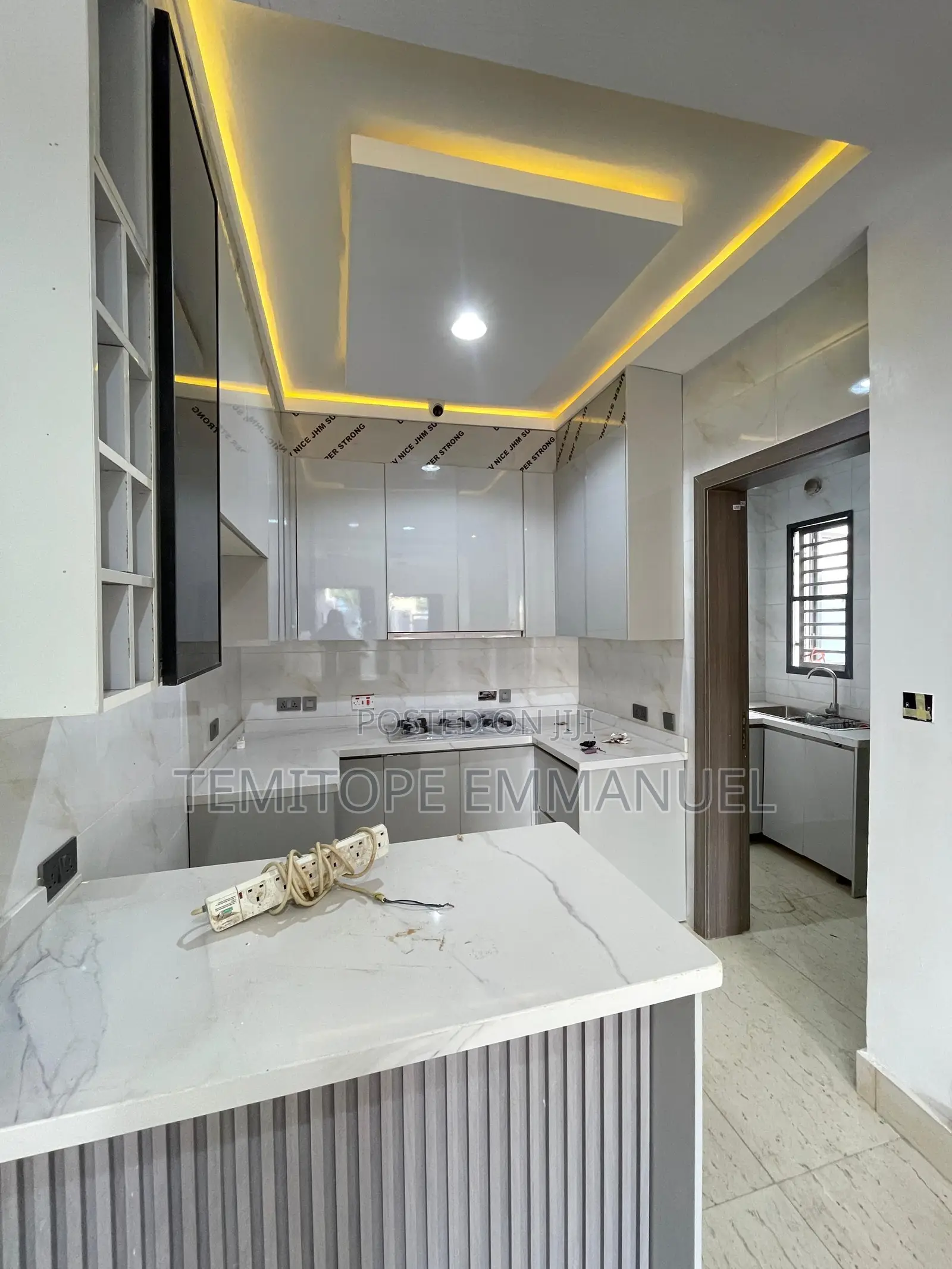 Furnished 4bdrm Duplex in Surulere for sale in Surulere