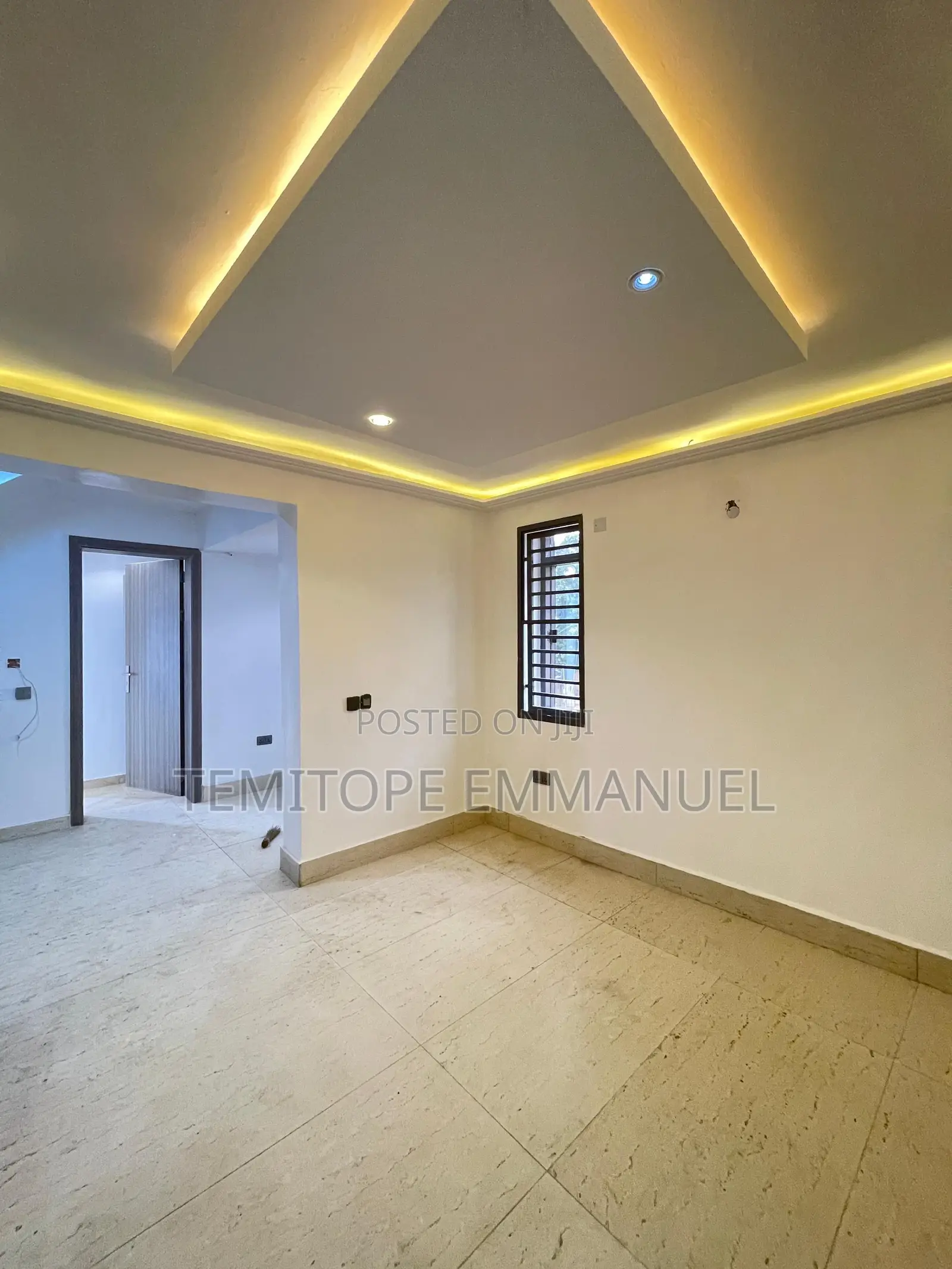 Furnished 4bdrm Duplex in Surulere for sale in Surulere