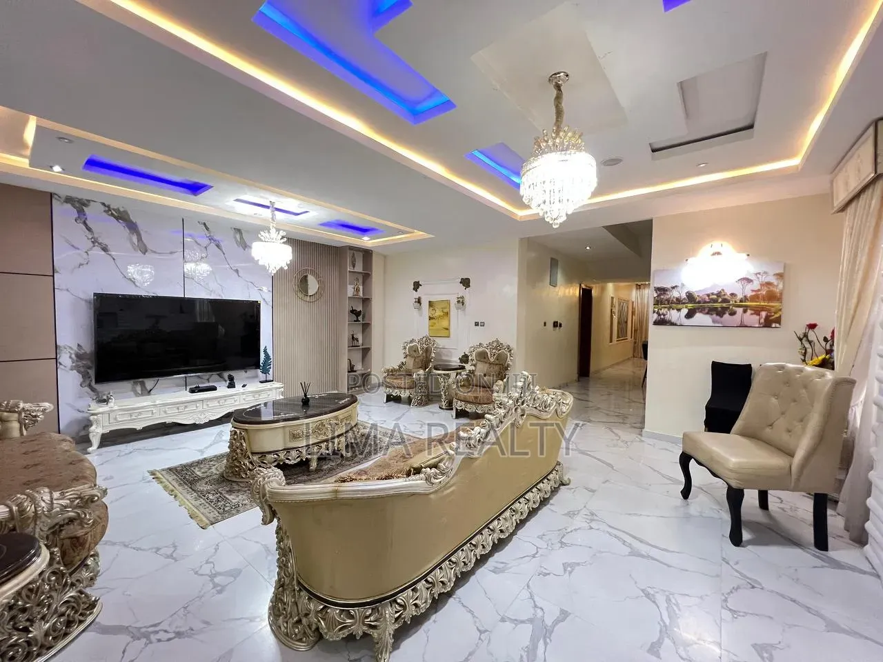 Party House- 5 Bed Phase 1 Lekki in Lekki