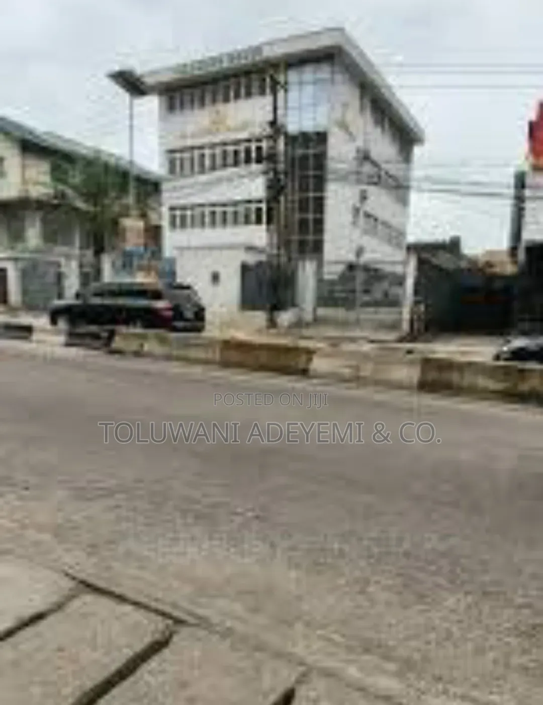 506sqm Lettable Space Office Building on 3floors
In Ikeja Lagos in Opebi