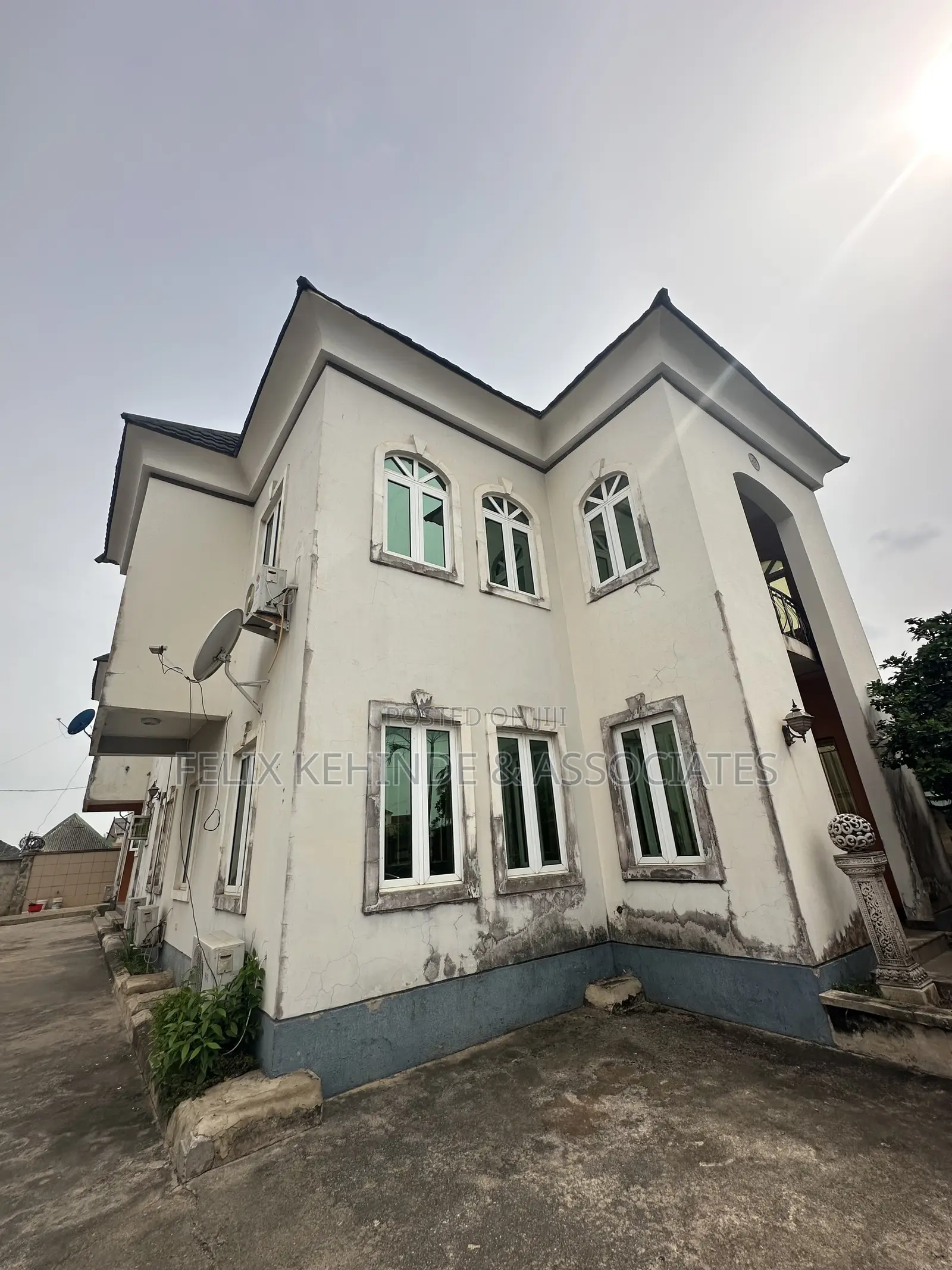 3bdrm Duplex in Oluyole for sale in Oluyole