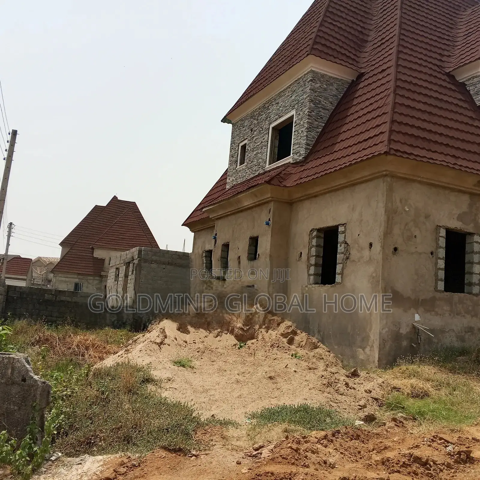 4bdrm Penthouse in Lugbe District. for sale in Sabon Lugbe