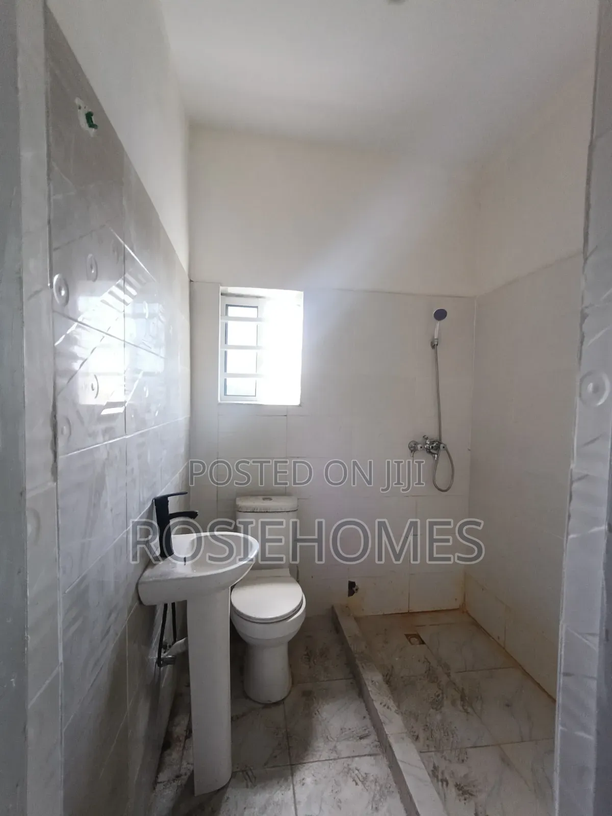 2bdrm Block of Flats in Abijo Gra, Sangotedo for rent in Sangotedo