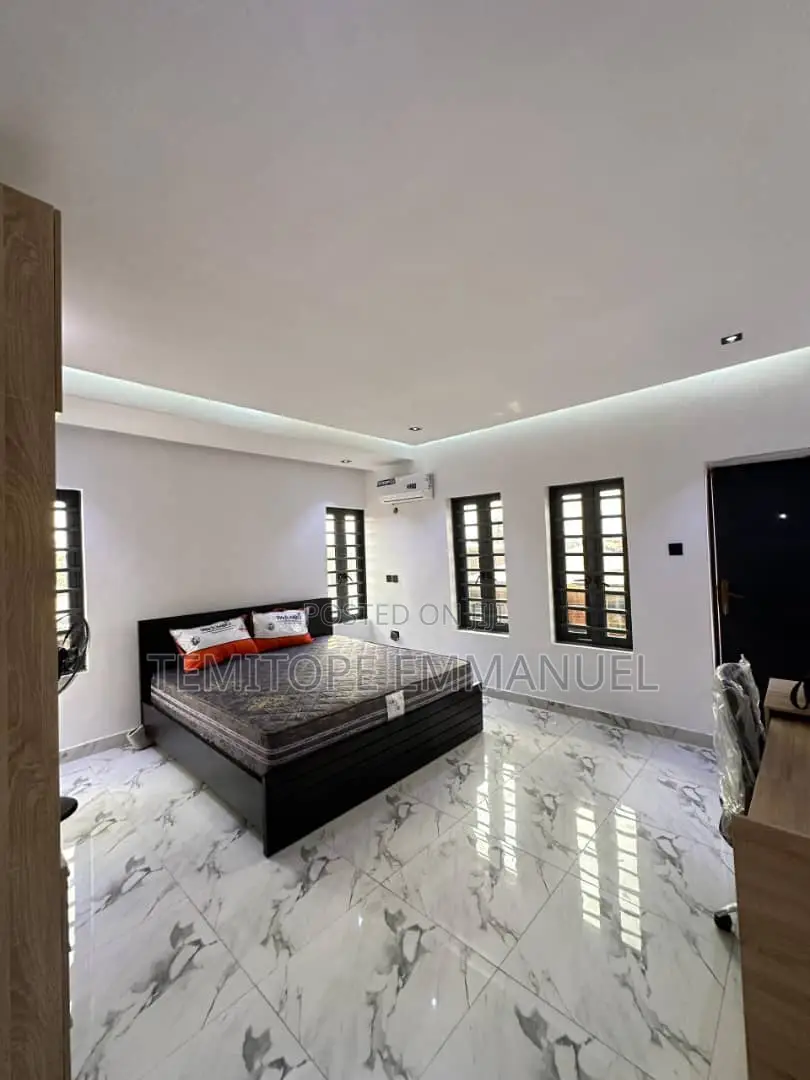 3bdrm Apartment in Ikoyi for rent in Ikoyi