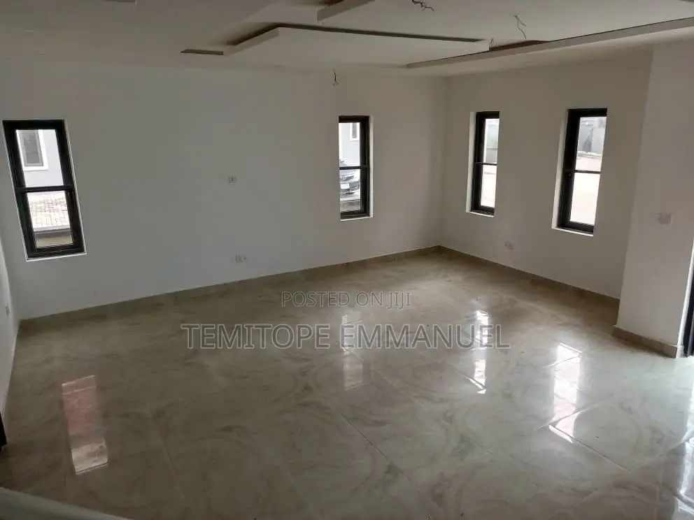 Furnished 4bdrm House in Ikate for sale in Ikate