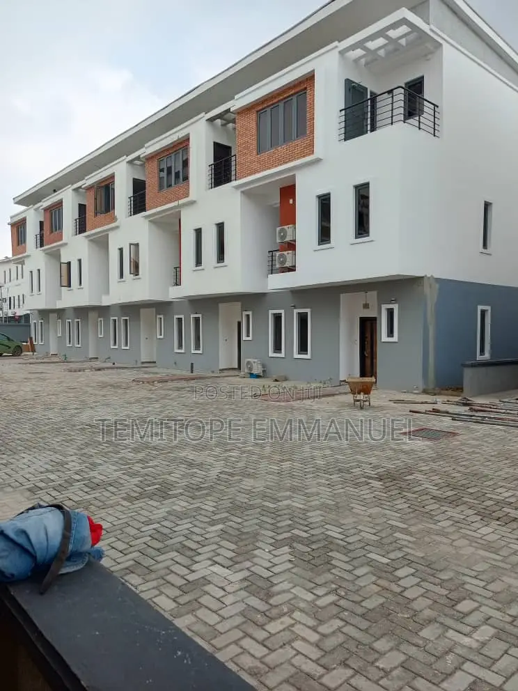 Furnished 4bdrm House in Ikate for sale in Ikate