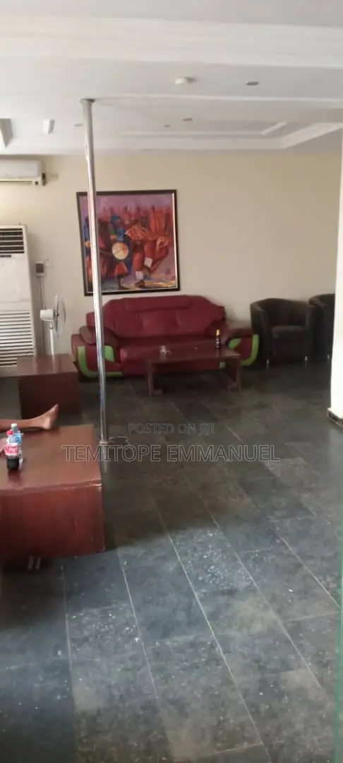 Standard and Superb Hotel on a Cool Environment in Egbeda / Egbeda