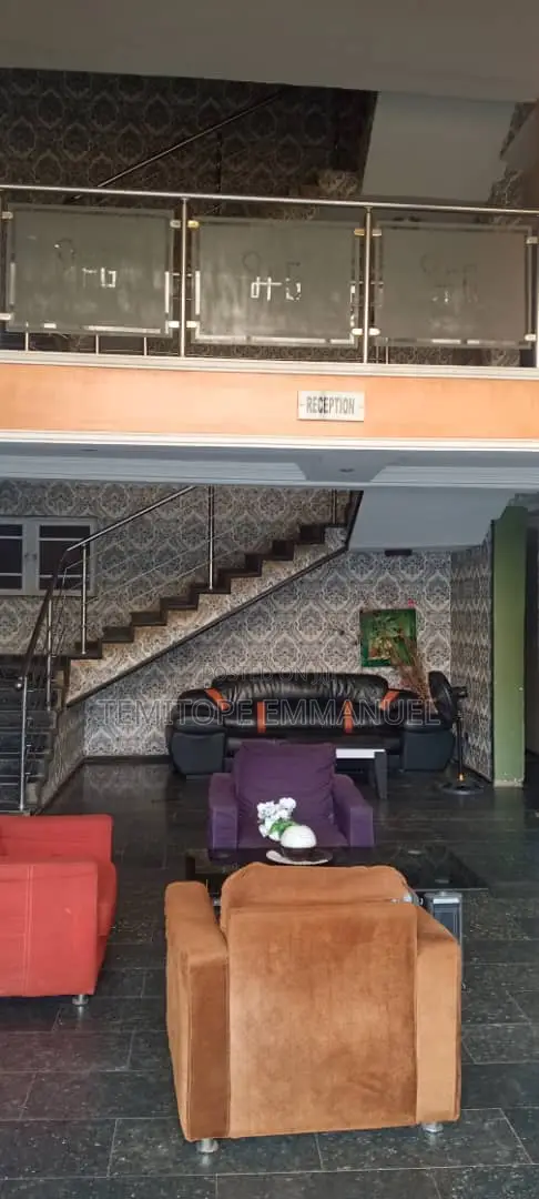 Standard and Superb Hotel on a Cool Environment in Egbeda / Egbeda