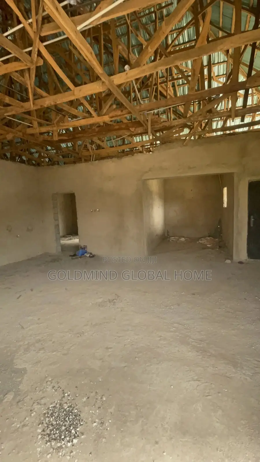 4bdrm Duplex in Lugbe District. for sale in Sabon Lugbe