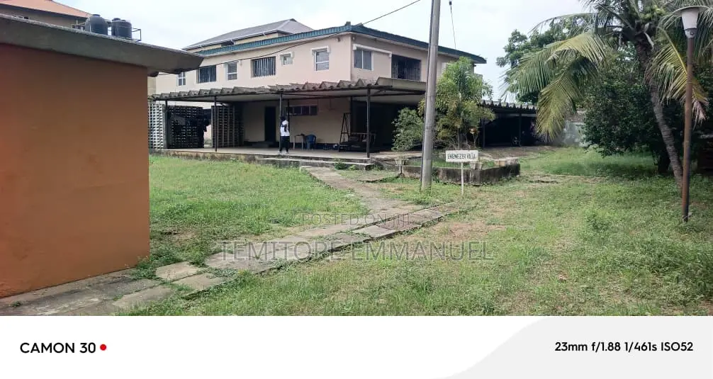 Furnished 7bdrm House in Isolo for sale in Isolo