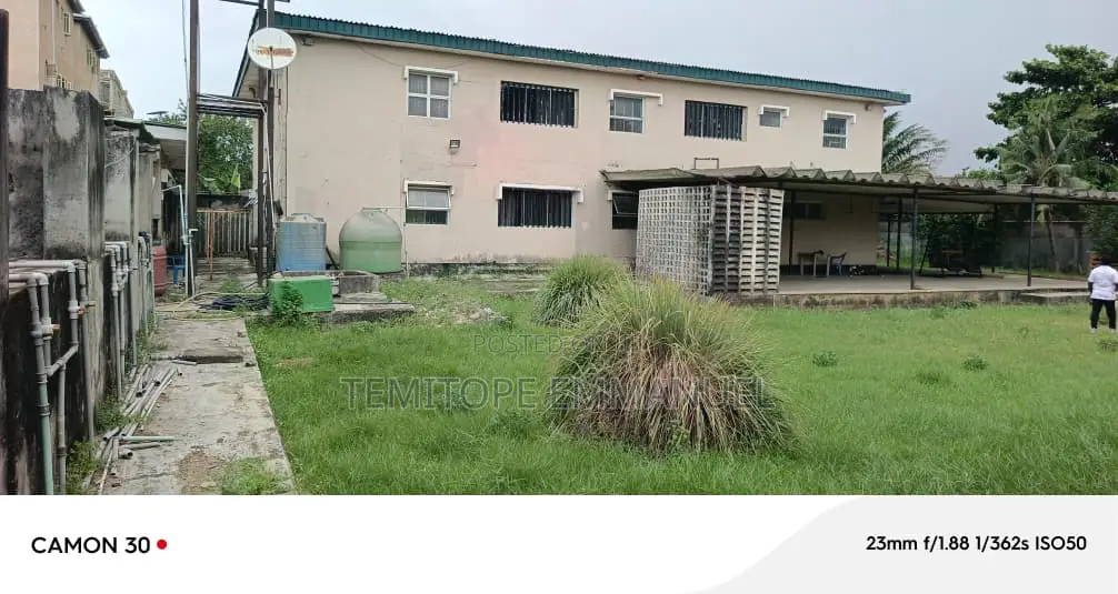Furnished 7bdrm House in Isolo for sale in Isolo